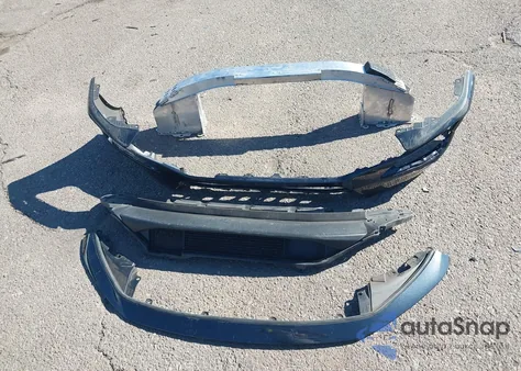 2022 Honda Insight Ex z USA, uszkodzony, nr VIN 19XZE4F56NE009853